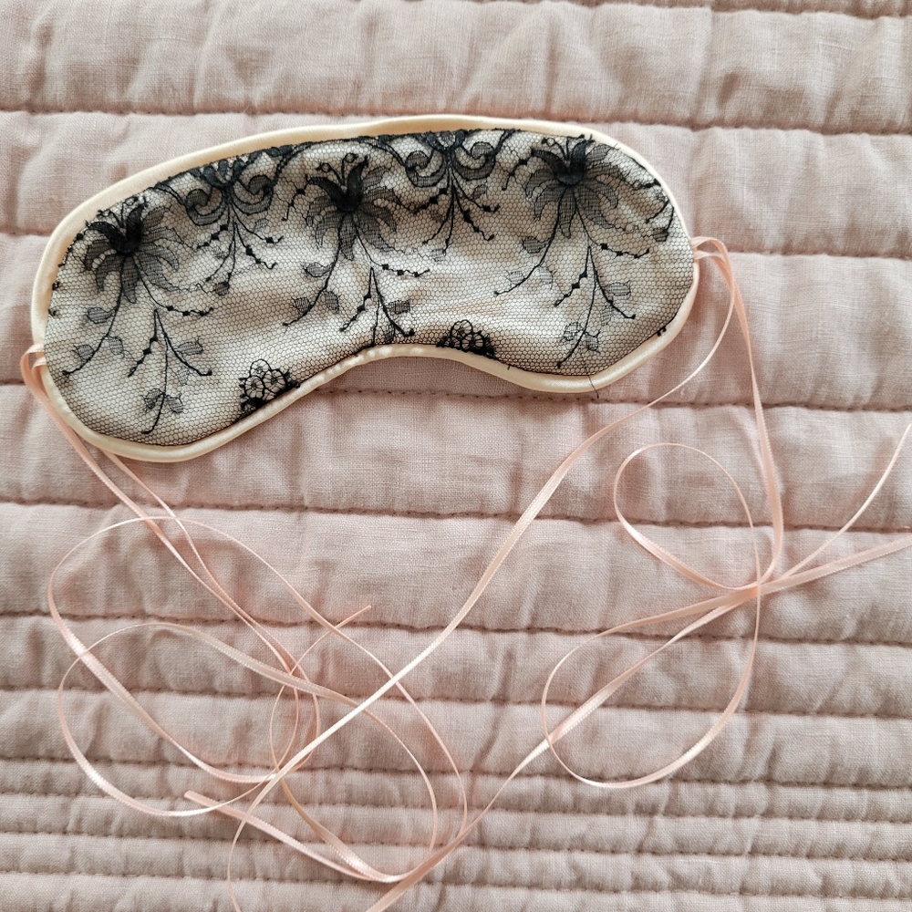 I.D.Sarrieri Lace Eye Mask